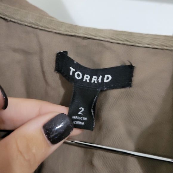 Torrid Short Sleeve Jacket - Picture 2 of 2